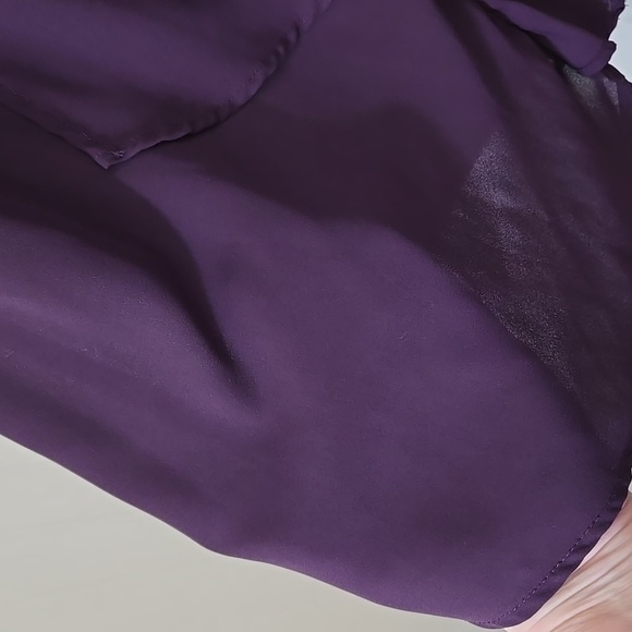 TORRID WOMENS SIZE PLUS 2 Elegant Purple Plum Sleeveless Top TANK - Picture 5 of 5